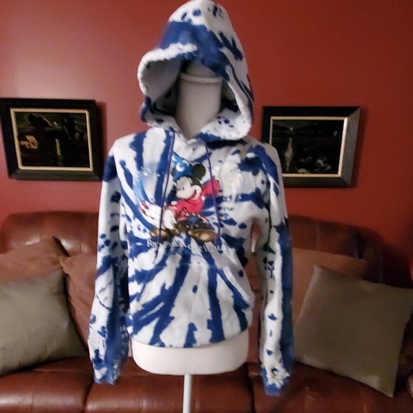 🔥Disney hoodie - Picture 1 of 4